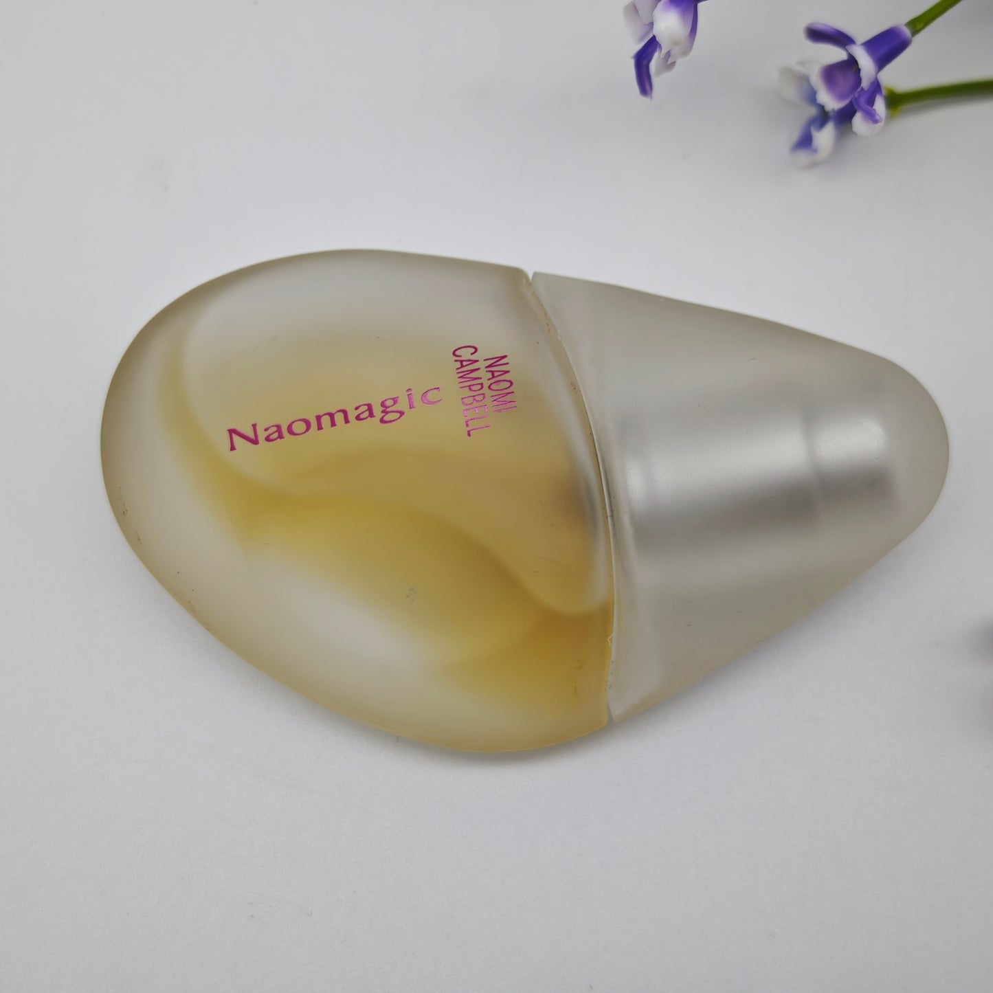 Naomi Campbell Naomagic Eau de Toilette 15 ml Vintage Parfumflakon Glas Sammlerstück Duftklassiker