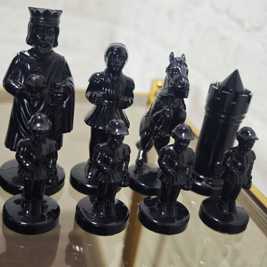 Schachfiguren Set Mittelalter Motiv Vintage komplett mit Box Kunststoff schwarz weiß Filzfüße 5,5–10 cm ohne Schachbrett