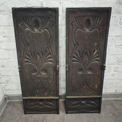 2 Jugendstil Ofenplatten Gusseisen Eichel Relief Wanddeko antik 65×23 cm für Restauration oder Dekoration
