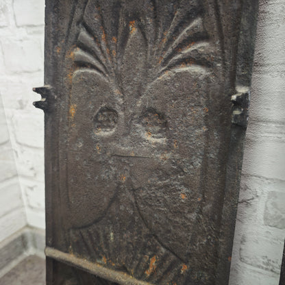 2 Jugendstil Ofenplatten Gusseisen Eichel Relief Wanddeko antik 65×23 cm für Restauration oder Dekoration