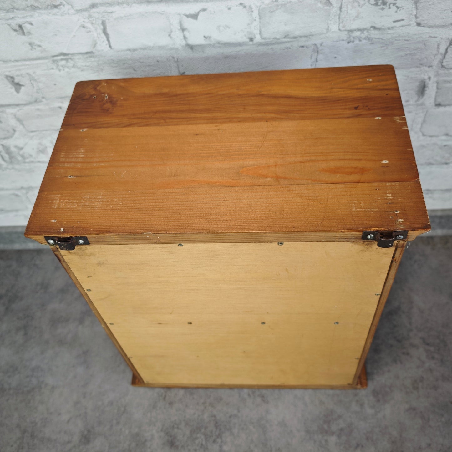 Vintage Holz Hängeschränkchen mit Glastür Wandschrank 38×23×43 cm abschließbar mit Schlüssel Medizinschrank
