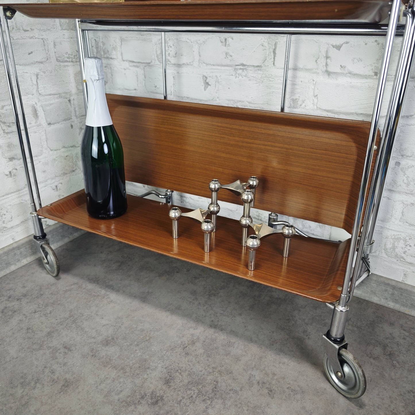 Dinett Servierwagen klappbar Bremshey Barwagen braun Chrom Rollen Midcentury Vintage Rollwagen Beistelltisch Teewagen