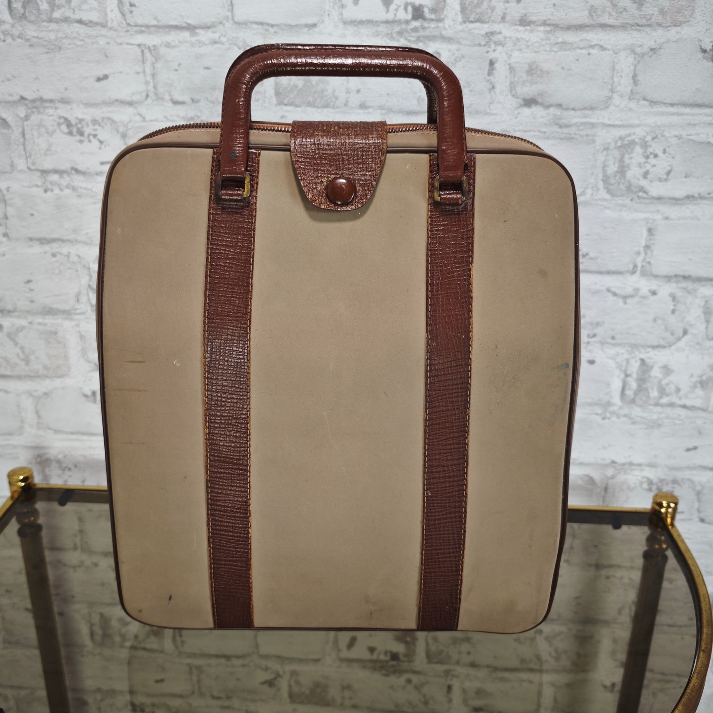 Olivetti Lettera 22 Schreibmaschine tragbar beige braun Vintage Reiseschreibmaschine mechanisch mit Koffer Italien Design