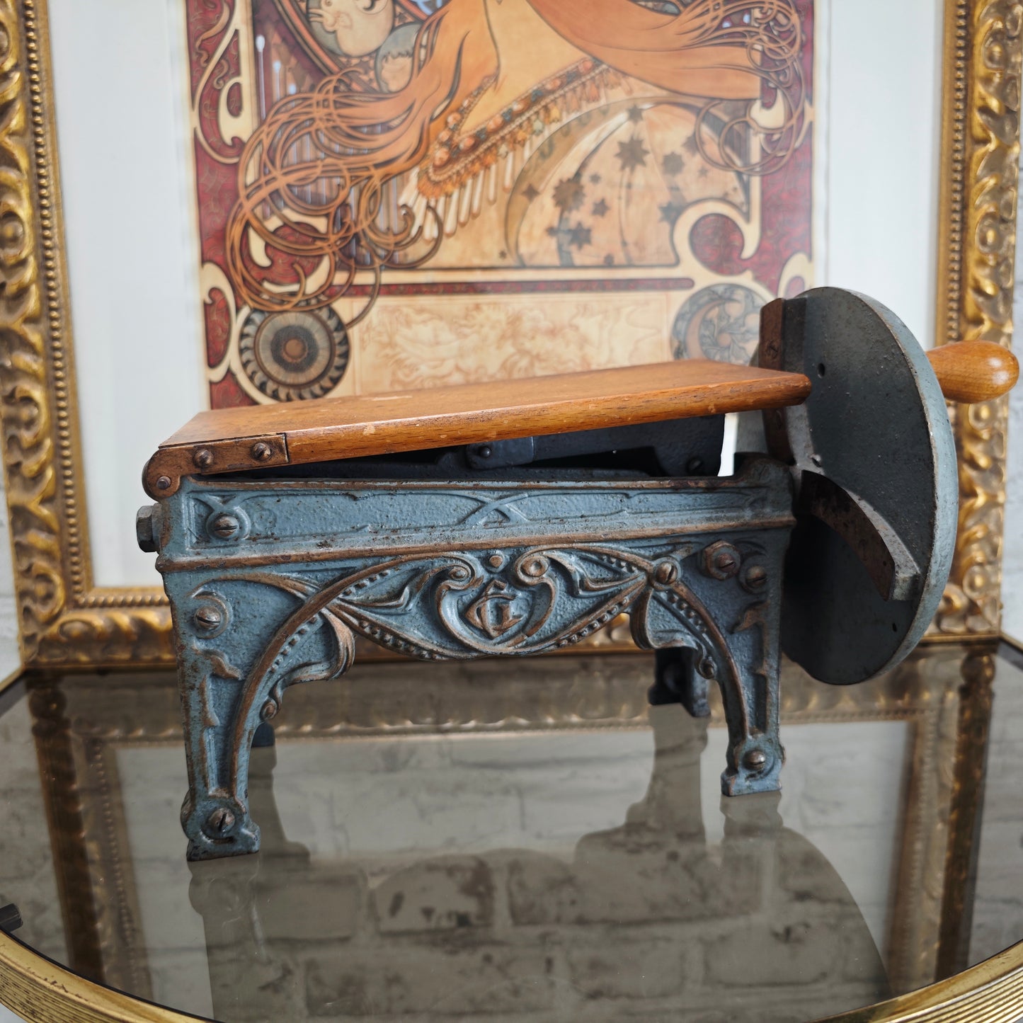 Antiker Tabakschneider Teck 1 Jugendstil Gusseisen Kurbel Tabakschneidemaschine