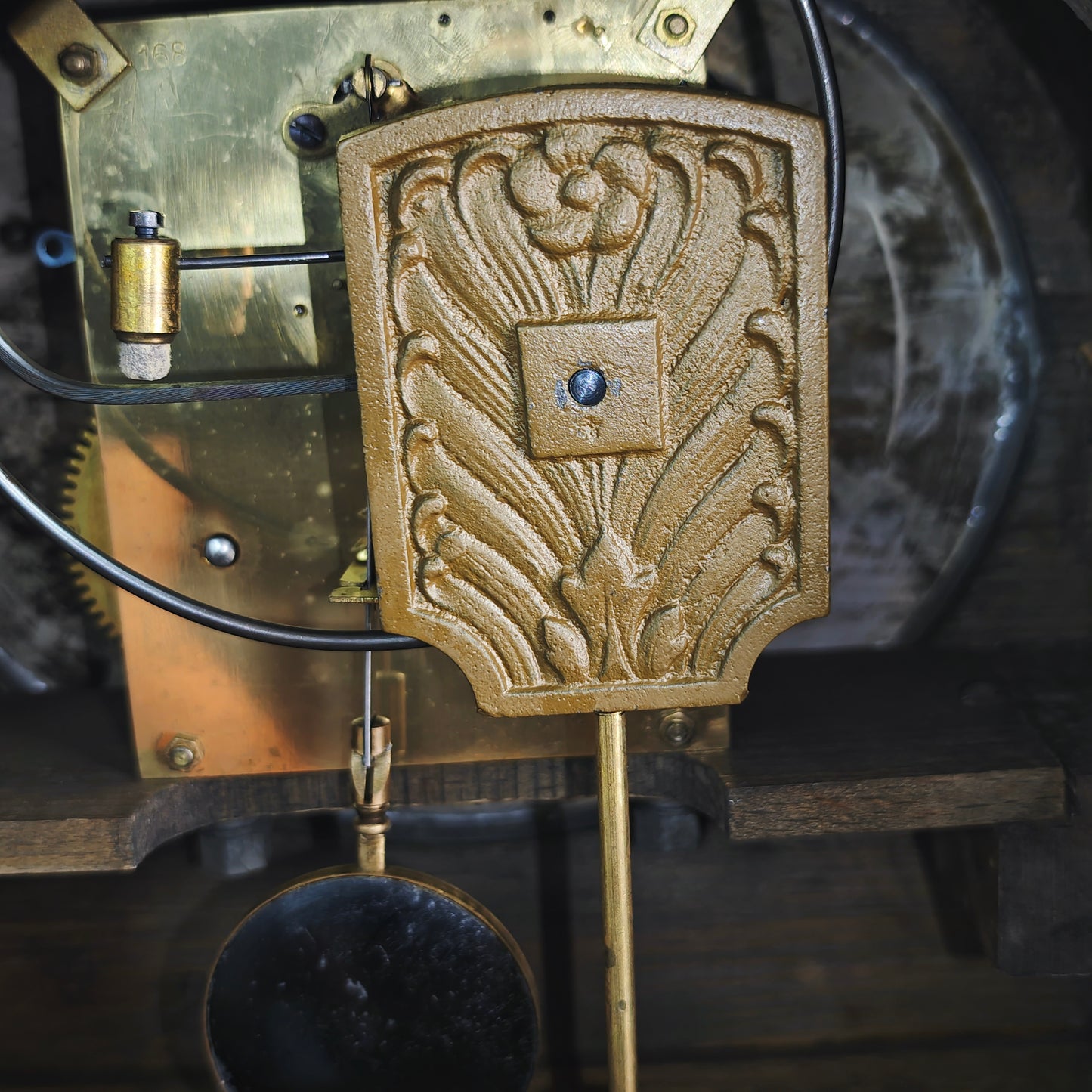Junghans Kaminuhr Buffetuhr Württemberg B42 Pendeluhr mechanisch Holzgehäuse 53 cm