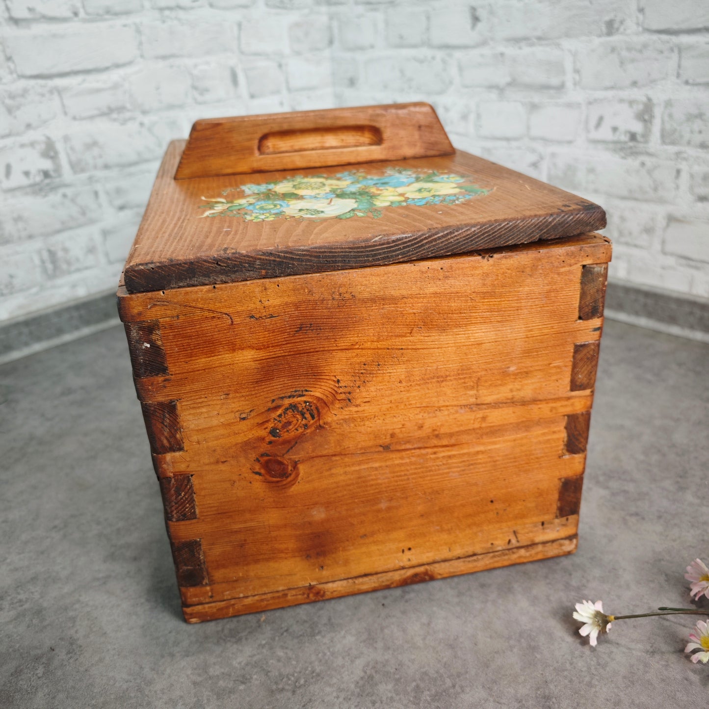 Antike Butterschleuder Holz mit Kurbel und Blumenmotiv Butterfass Landhausdeko Vintage