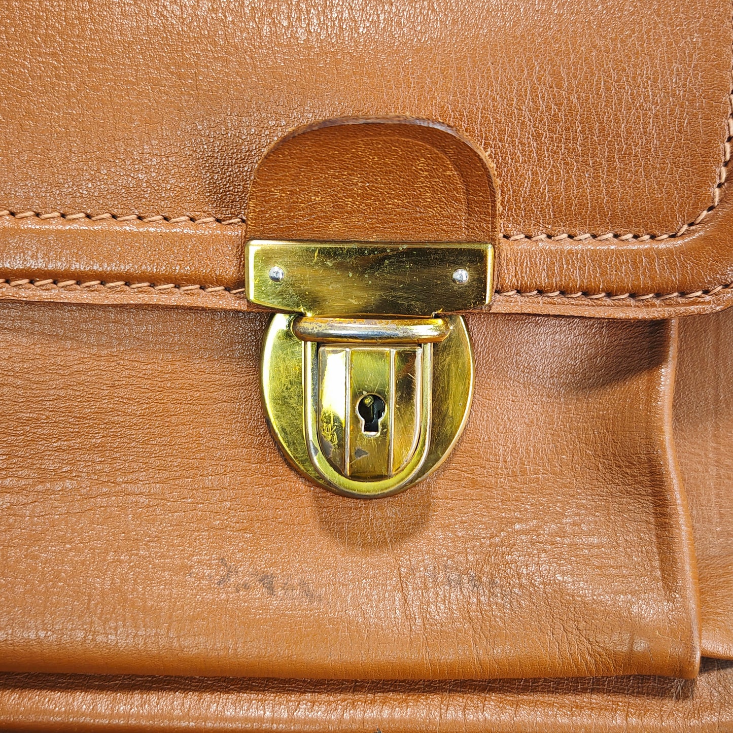 Ledertasche Aktentasche braun Lehrertasche aus Leder mit Messingverschlüssen, Lehrertasche mit drei Innenfächern