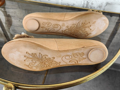 INUOVO Ballerinas nude Gr. 40 Rosen Straßsteine Schleifen beige/mokka Slipper Loafer flats Blumen Rosen elegant verspielt Sommer romantisch Hochzeit