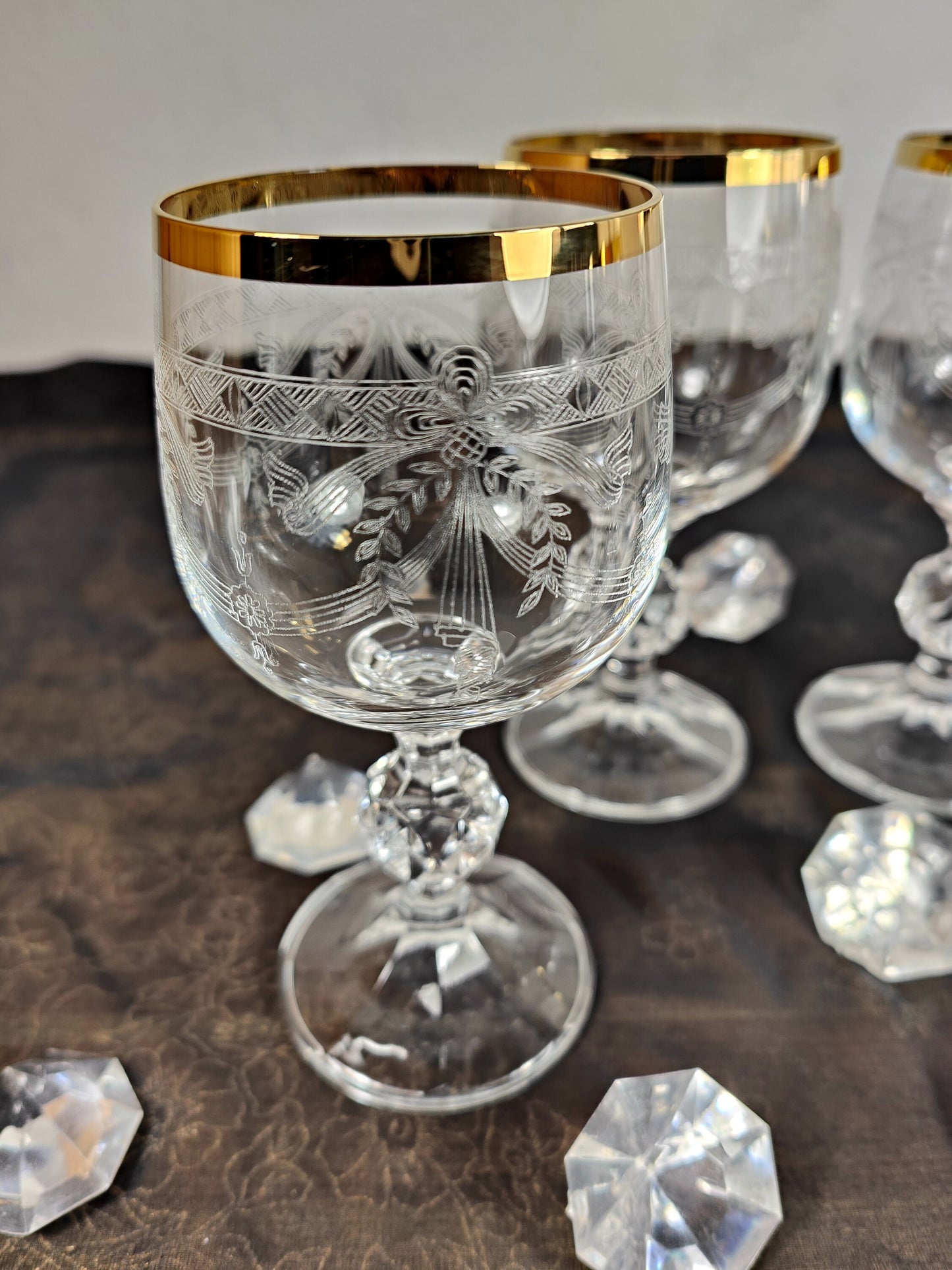 4x Bohemia Crystal Wein Glas Handarbeit Goldrand geschliffen Barock Prunk edel vintage Gravur Jubiläum festlich Hochzeit Gala Event