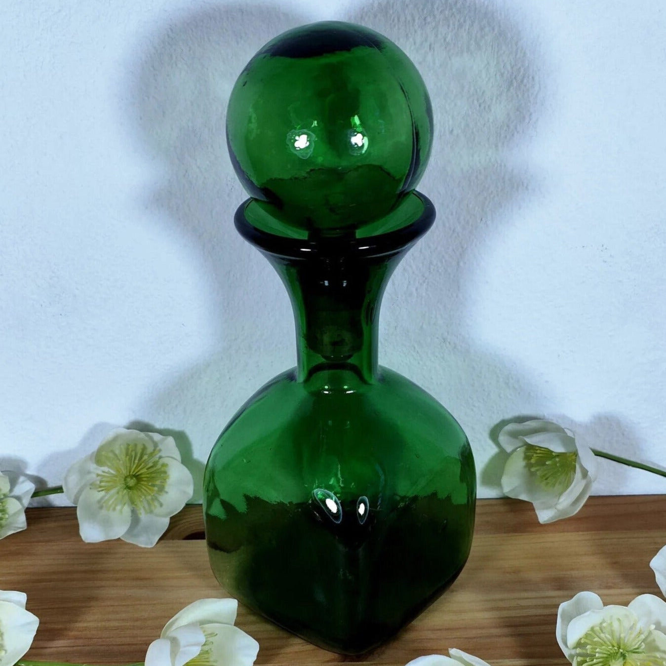 Große Glasflasche eckig Kugelverschluss Korken grün Empoli Glas Dekanter Deko Flasche Stopper Italien 60er Jahre Zaubertrank Elixir Flakon